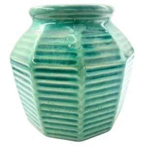 Vaso decorativo em cerâmica vidrada verde